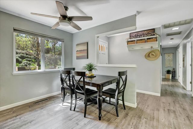 17862 Foxtail Dr, Penn Valley, CA 95946