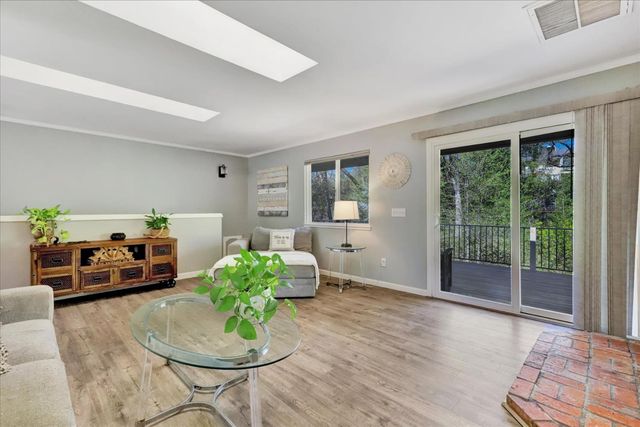 17862 Foxtail Dr, Penn Valley, CA 95946