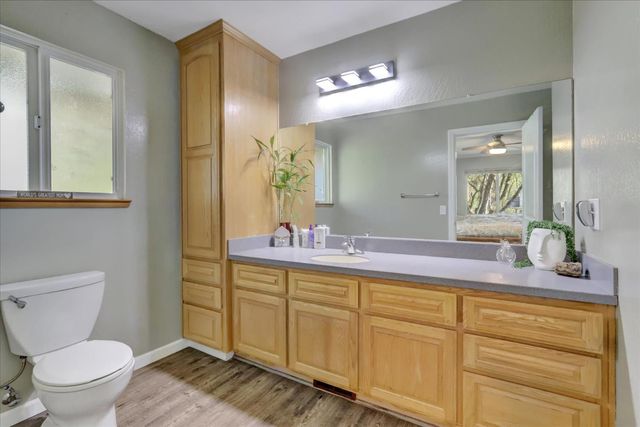 17862 Foxtail Dr, Penn Valley, CA 95946