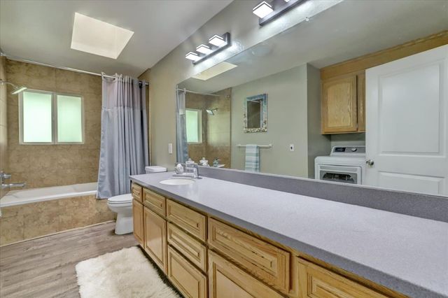 17862 Foxtail Dr, Penn Valley, CA 95946