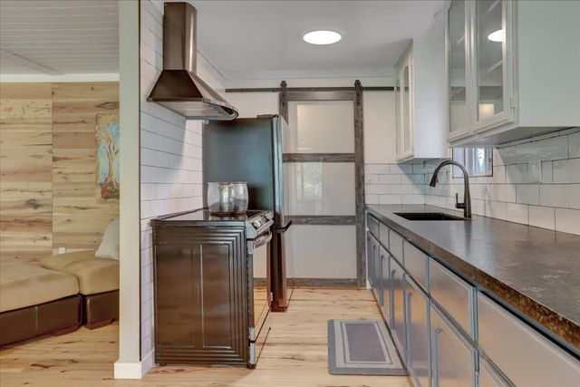 17862 Foxtail Dr, Penn Valley, CA 95946