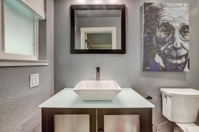 17862 Foxtail Dr, Penn Valley, CA 95946