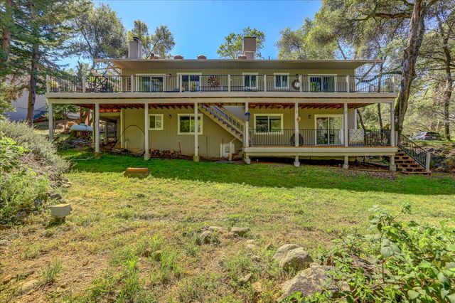 17862 Foxtail Dr, Penn Valley, CA 95946