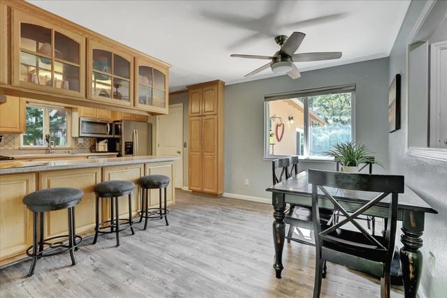 17862 Foxtail Dr, Penn Valley, CA 95946