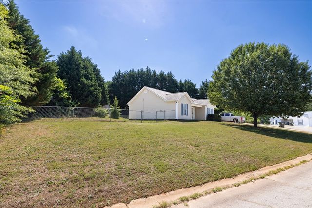 157 Bufflehead Circle, Liberty, SC 29657