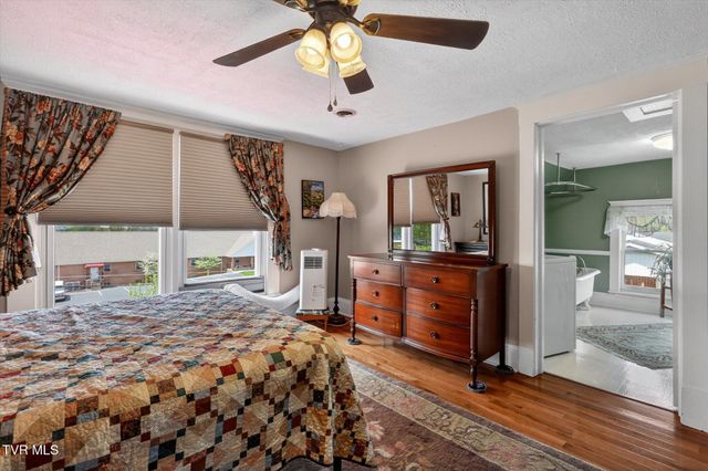305 Texas Avenue, Bristol, VA 24201