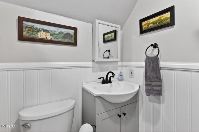 305 Texas Avenue, Bristol, VA 24201