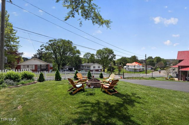 305 Texas Avenue, Bristol, VA 24201
