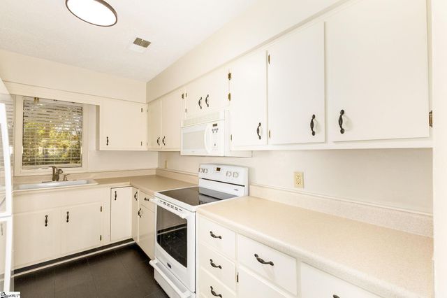 125 Inglewood Way, Greenville, SC 29615