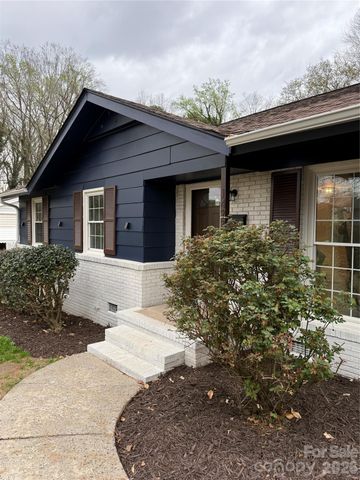 1423 Chelveston Drive, Charlotte, NC 28208