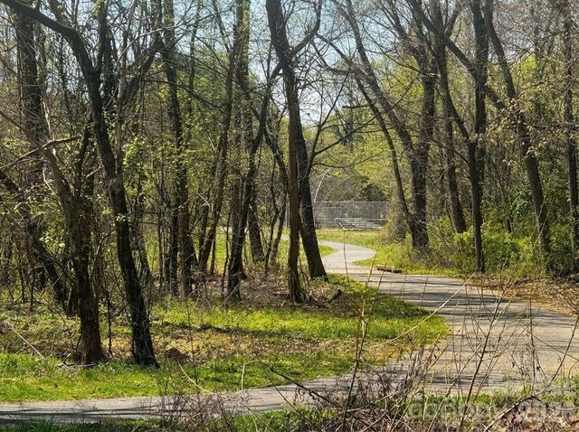 1423 Chelveston Drive, Charlotte, NC 28208