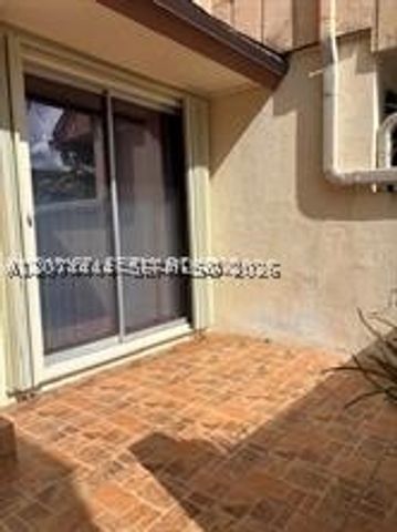 835 NW 81st Way 5, Plantation, FL 33324