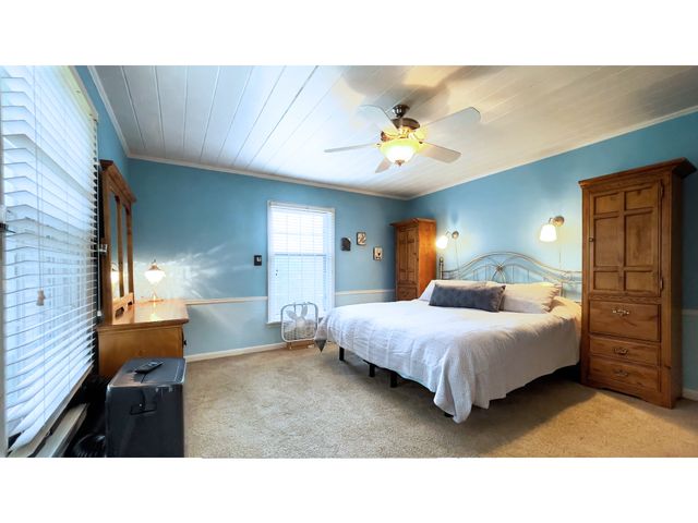 6240 Azure Lane, Indianapolis, IN 46220