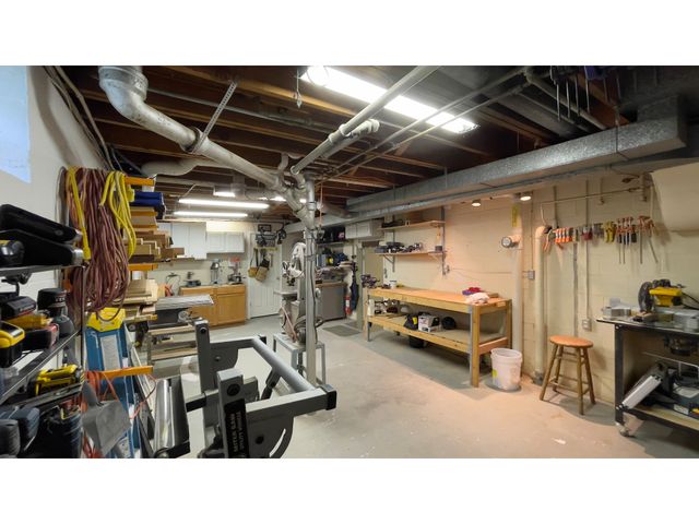 6240 Azure Lane, Indianapolis, IN 46220