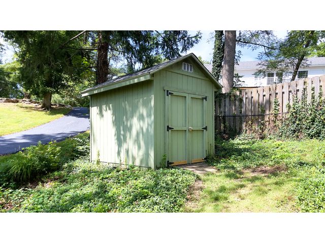 6240 Azure Lane, Indianapolis, IN 46220