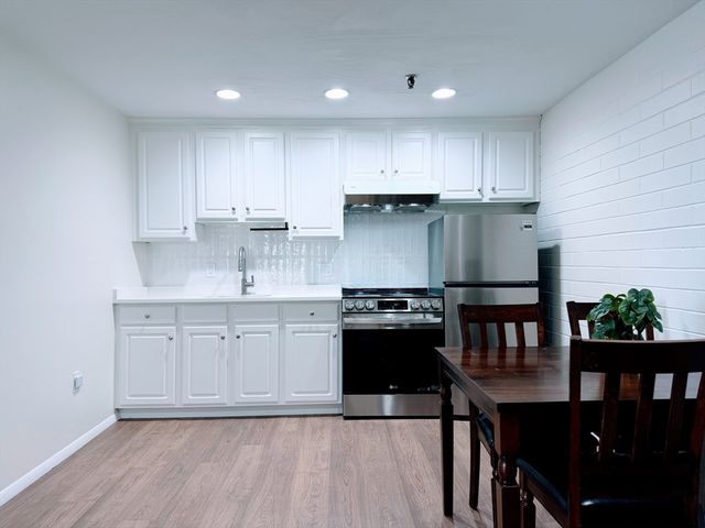 115 W Squantum St 816, Quincy, MA 02171