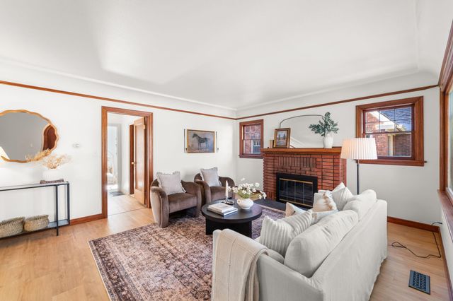 411 W 26th Ave, Spokane, WA 99203