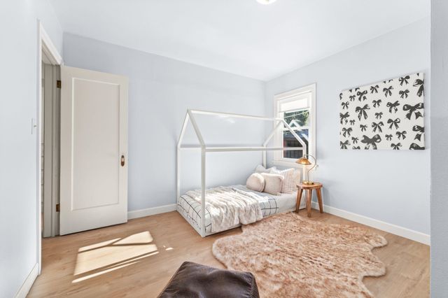 411 W 26th Ave, Spokane, WA 99203