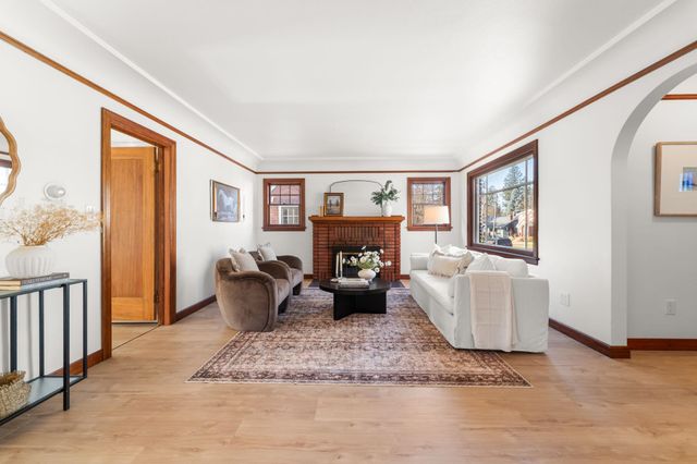 411 W 26th Ave, Spokane, WA 99203