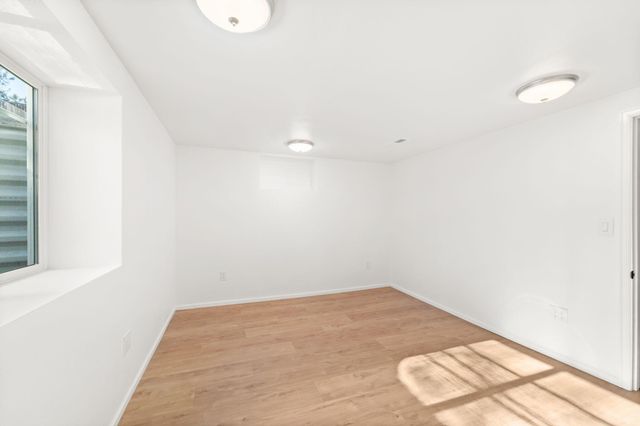 411 W 26th Ave, Spokane, WA 99203