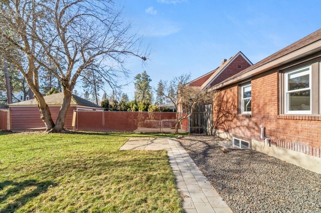 411 W 26th Ave, Spokane, WA 99203