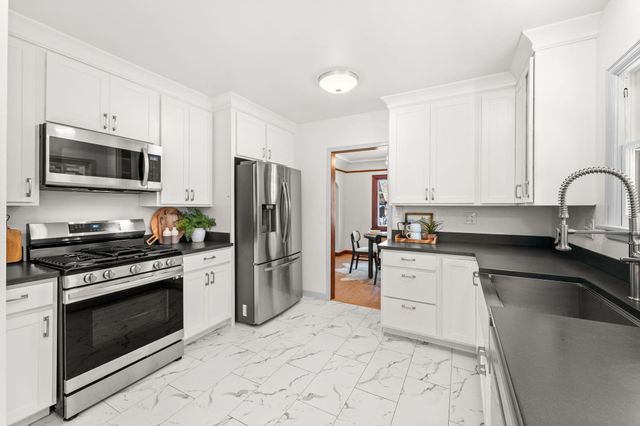 411 W 26th Ave, Spokane, WA 99203