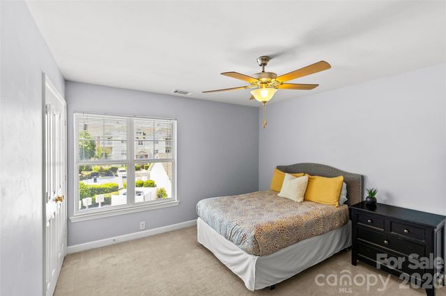 10652 Hill Point Court, Charlotte, NC 28262
