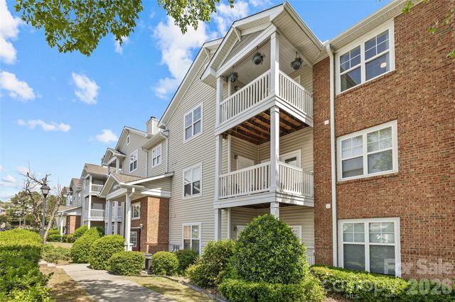 10652 Hill Point Court, Charlotte, NC 28262