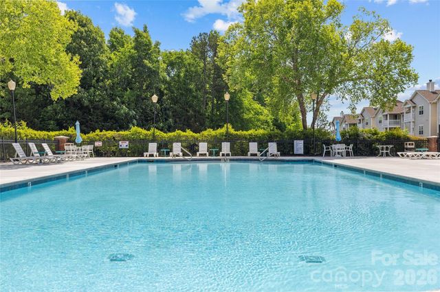 10652 Hill Point Court, Charlotte, NC 28262