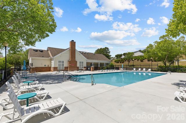 10652 Hill Point Court, Charlotte, NC 28262