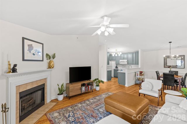 10652 Hill Point Court, Charlotte, NC 28262