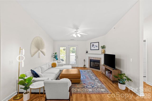 10652 Hill Point Court, Charlotte, NC 28262