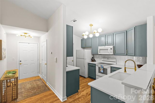 10652 Hill Point Court, Charlotte, NC 28262