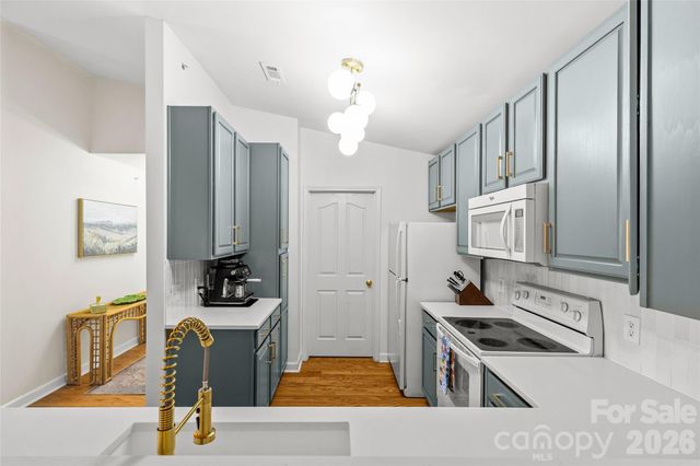 10652 Hill Point Court, Charlotte, NC 28262