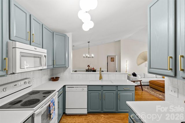 10652 Hill Point Court, Charlotte, NC 28262