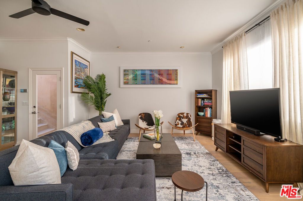 706 11th Street, Hermosa Beach, CA 90254 — photo 2
