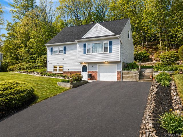46 Graney Court, Pearl River, NY 10965