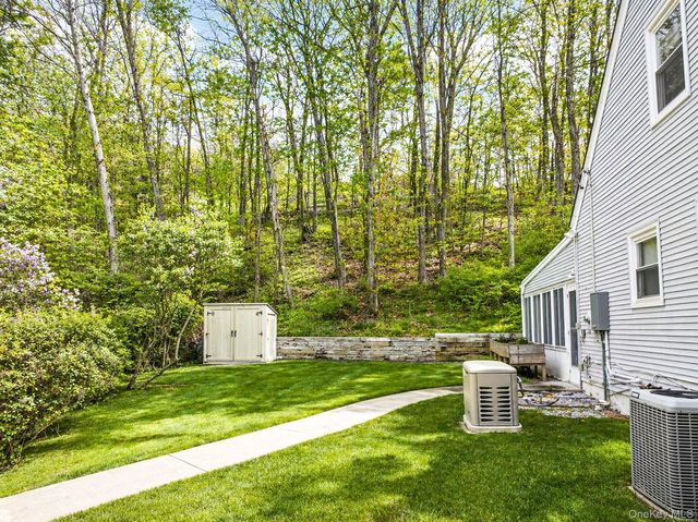 46 Graney Court, Pearl River, NY 10965