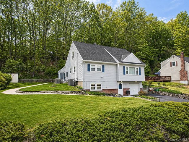 46 Graney Court, Pearl River, NY 10965