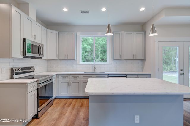 1536 Dorsey Lane, Navassa, NC 28451