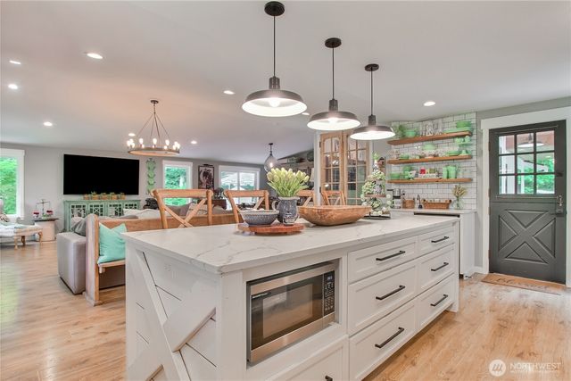 16023 Snohomish Avenue, Snohomish, WA 98296
