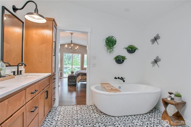 16023 Snohomish Avenue, Snohomish, WA 98296