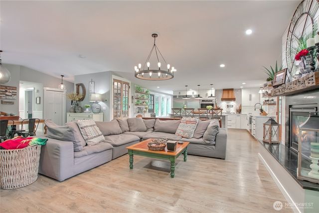 16023 Snohomish Avenue, Snohomish, WA 98296