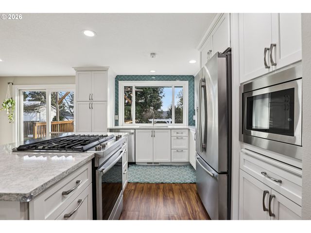 7870 Sw 165TH Ave, Beaverton, OR 97007