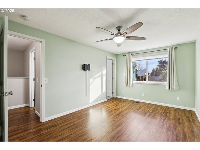 7870 Sw 165TH Ave, Beaverton, OR 97007