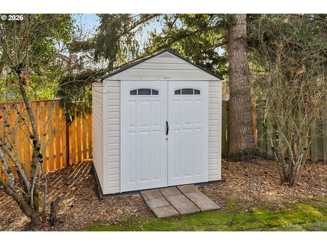 7870 Sw 165TH Ave, Beaverton, OR 97007