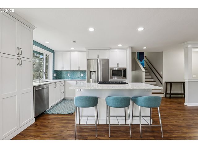 7870 Sw 165TH Ave, Beaverton, OR 97007