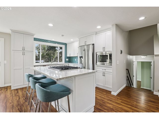 7870 Sw 165TH Ave, Beaverton, OR 97007