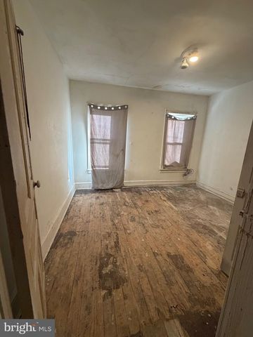 629 TULPEHOCKEN ST, Reading, PA 19601