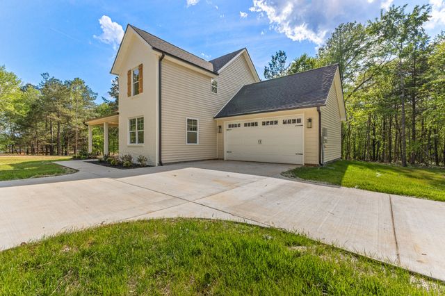 1013 Walnut Grove Rd, Dickson, TN 37055